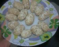 Bolinhos de batata  suculentos com queijo branco