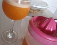 Suco de cenoura com limão