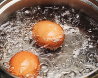 O que ninguém te conta sobre como o preparo dos ovos pode afetar a sua saúde