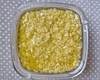 Alho em conserva: triturado e com azeite, economiza tempo na cozinha
