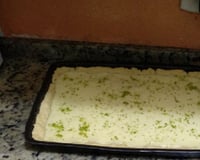 Torta de massa podre de leite condensado com limão