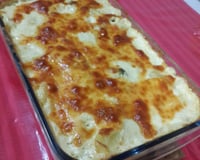 Batata gratinada com brócolis e bacon