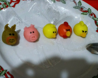 Docinhos modelados (leite ninho com leite de coco)