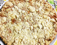 Cuca de banana com doce de leite