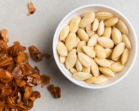 Amêndoa sem pele em poucos minutos: truque é fácil e econômico