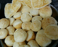Pão de queijo de sanduicheira