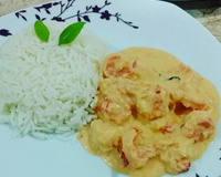 Camarão ao creme parmesão e ervas finas