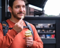 Poucos sabem, mas os cientistas descobriram por que o estômago sempre tem um lugar para a sobremesa