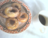 Rosquinha de leite condensado simples e fácil.