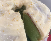 Bolo de limão com coco