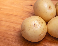 O melhor lugar para guardar as batatas para que elas permaneçam frescas por semanas