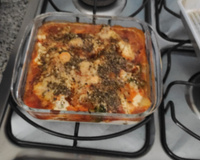 Peito de frango gratinado com brócolis