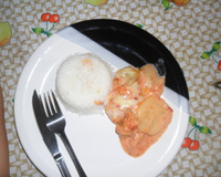 Filé de tilápia com batatas e requeijão ao forno