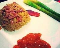 Risoto de parma, queijo brie e geleia de damasco