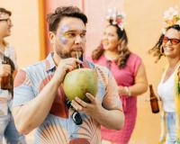 Carnaval e alimentação: o que comer antes, durante e depois de beber e curtir o feriado