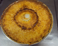 Bolo de milharina com leite condensado