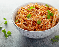 5 receitas com frango desfiado práticas e deliciosas para o lanche da tarde ou jantar