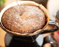 Gosta de café? Confira 5 modelos de cafeteiras clássicas e modernas para você aproveitar o melhor da bebida