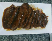 Carne com cerveja preta