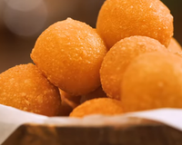 Bolinha de queijo apenas 3 ingredientes