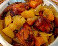 Frango assado com batatas