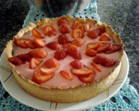 Torta de morango fácil e barata