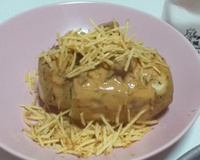 Batata recheada com estrogonofe