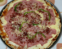 Pizza com massa de batata-doce