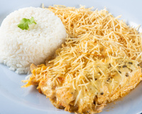 Fricassê fácil pra comer frango todo dia de um jeito muito gostoso: receita rápida é um trunfo na rotina