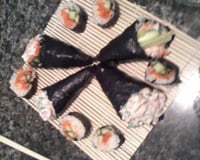 Sushi e Temaki  de Salmão Completo