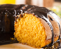 Bolo de cenoura com farinha de aveia: aprenda como fazer a receita sem glúten deliciosa para o lanche