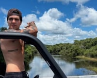 Aos 35 anos, Luan Santana transforma fazenda de 15 milhões, no Pantanal, em refúgio longe da vida na cidade, onde investe na criação de gado e realiza um antigo sonho em sua terra natal