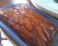 Torta de banana caramelizada