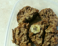 Bolo de banana com casca