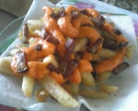 Batata frita com cheddar e bacon