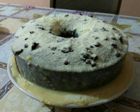 Bolo de Oreo com cobertura de leite em pó