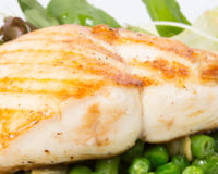 Há 5 anos que faço peixe assado na airfryer e essas são as dicas que aprendi para não ressecar
