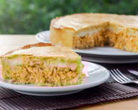 Empadão de frango cremoso