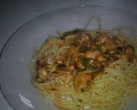 Macarrão ao molho de mexilhão