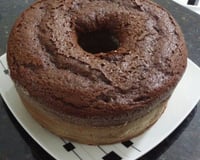 Bolo de chocolate com coco molhadinho