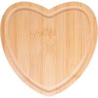 Tábua de bambu em formato de coração