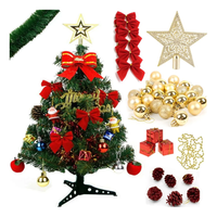 Árvore De Natal Decorada Com Enfeites Pequena Mesa Completa