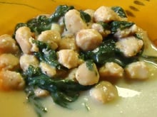 Carne de soja (PTS) com espinafre