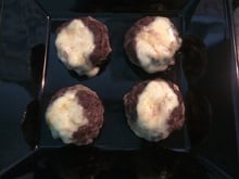 Vulcão de carne com queijo