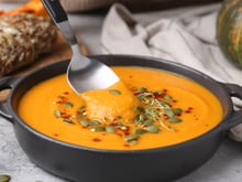 O segredo para deixar qualquer caldo mais gostoso está em um ingrediente que você já tem em casa