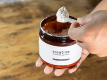 Cristiane Perroni, nutricionista: "Não jogar creatina direto na boca. O horário para consumo é indiferente porque ela leva entre 14 e 28 dias para "encher" o músculo"