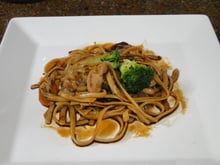 Yakisoba de frango