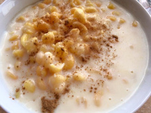 Canjica branca cremosa (Mungunzá)