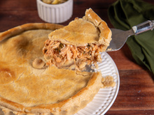 Testei uma receita de torta de frango simples que deu muito certo: o barato não sai caro!
