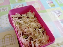 Salada de acelga com alho e bacon